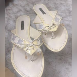 Louis Vuitton Damien Azur Thong Sandal EU 38